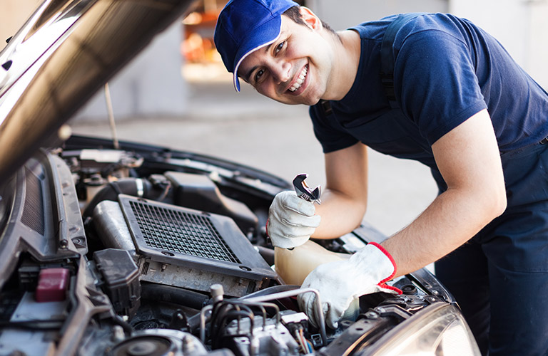 Use The Right Auto Service To Get Good Care